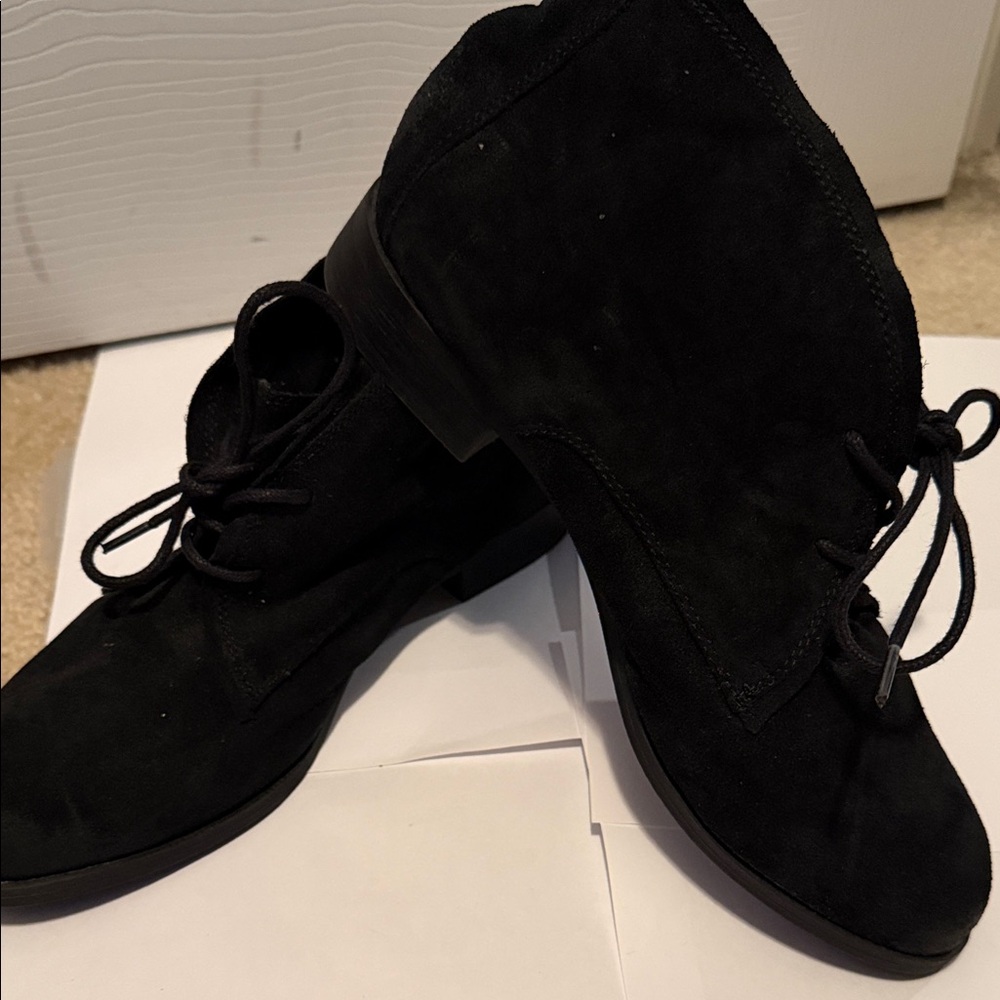 Women’s  MIA Drifter Black Suede leather upper boots no heel and distressed look